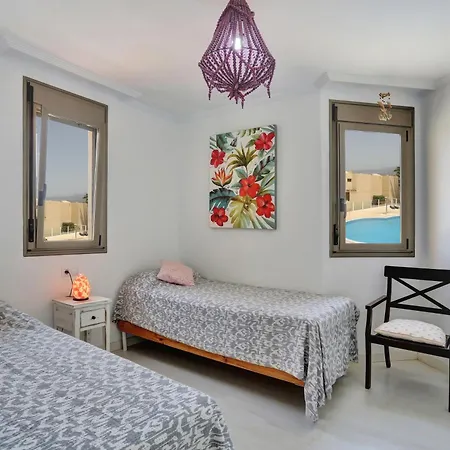 펜션 Downwind Villa, Pool, Parking, Fibre
